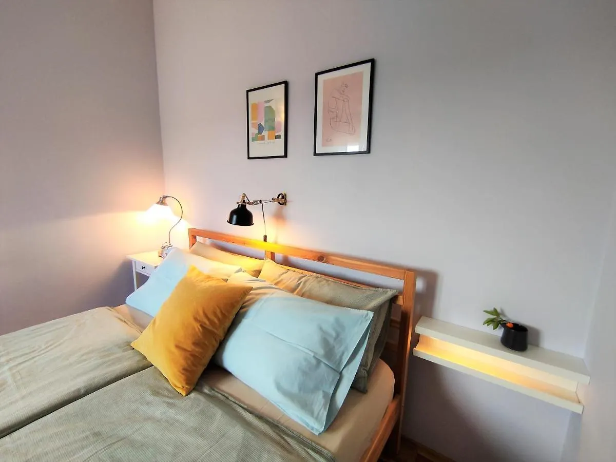 Apartment For Two 200M From The Beach Πούλα Κροατία